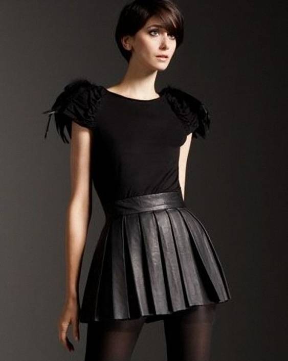 Celebrity Trend Leather Skirts And Dresses Ohnotheydidnt Not Posting The Pic Cause It S Huge Now These Are Cute Imo