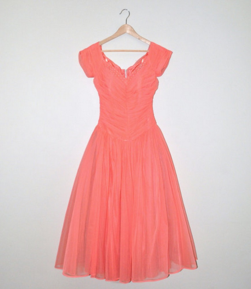 7788-14-alternative-prom-dresses-that-won-t-dip-into-your-college-fund ... 7788-14-alternative-prom-dresses-that-won-t-dip-into-your-college-fund ...